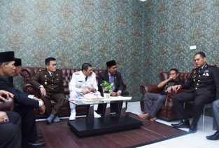 Usai Hadiri Detik-Detik Proklamasi, Bupati Jenguk Dandim 0303/Bengkalis
