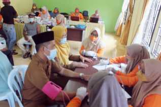 Kodim 0303 Bengkalis Laksanakan Vaksinasi Tahap 2 di Desa Resam Lapis