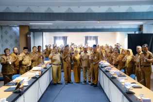 Gelar Sosialisasi Perbup Nomor 33 Tahun 2025, Pemkab Bengkalis Tegaskan Pakaian Dinas sebagai Identitas, Disiplin dan Profesionalitas ASN