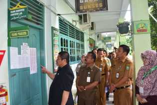 Bupati Bengkalis Tinjau Pelaksanaan UN Perdana Tingkat SMP