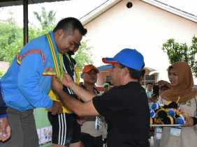 Angkat Besi Sudah Sumbang 8 Emas 
