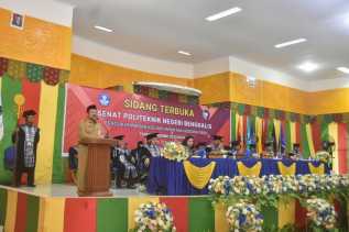 Tahun Ini, Politeknik Bengkalis Kukuhkan 1.058 Mahasiswa Baru