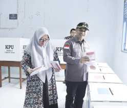 Usai Nyoblos, Wakil Bupati Bagus Santoso Tinjau Ke Sejumlah TPS Kecamatan Bengkalis dan Bantan