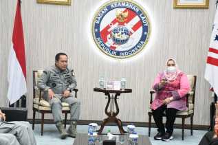 Berkunjung ke Mabes Bakamla RI, Bupati Kasmarni Bawa Pulang Program Pembangunan Markas Keamanan dan Keselamatan Perairan