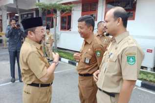 Sekda Bengkalis H Bustami HY, “Kita Pelayan, Bukan Dilayani, Layani  Masyarakat dengan Baik”