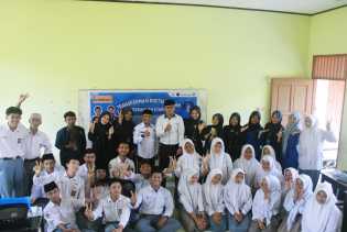 Gandeng BRKSy, Prodi Perbankan Syariah IAIN Bengkalis Beri Edukasi Finansial Digital di MA Miftahul Jannah Selatbaru 