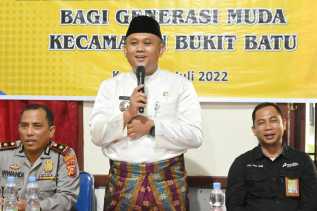 Camat Bukit Batu Buka Sosialisasi Pencegahan Karhutla