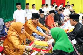 Kajati Riau Bakal Terima Gelar Datuk Seri Lela Setia Junjungan Negeri, Bupati Kasmarni Ucapkan Selamat
