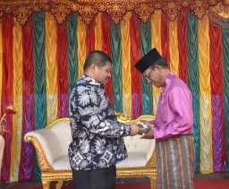 Bupati Amril : Jangan Dijadikan Alasan Keterbatasan Sarana Dan Prasarana Dalam Layani Masyarakat