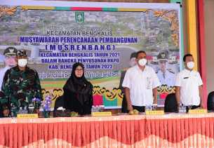 Rusak Parah, Pembangunan Jalan Poros antar Desa Perlu Diprioritaskan