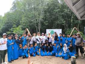 Delegasi Ube IECA Japan dan Organisasi Semesta, Berkunjung ke Mangrove Desa Kelapapati