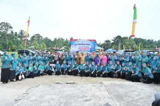 Wabup Bagus Santoso Buka Puncak Peringatan HKG PKK ke-54 dan Sosialisasi Posyandu 6 SPM di Desa Mentayan