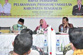 Bupati Kasmarni Minta Seluruh Kegiatan di Perangkat Daerah, Harus Mengacu 8 Program Unggulan