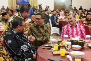 Bupati Amril Mukminin Ucapkan Selamat Bertugas di Riau kepada Kapolda Irjen Agung SIE