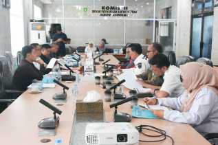 Bahas Anggaran Tahun 2026, Diskominfotik Bengkalis Rapat Kerja Bersama Komisi II DPRD Bengkalis
