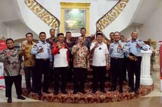 Bupati Bengkalis Terima Kunjungan Silaturahmi Staf Khusus Kemenkumham RI, Fajar B.S Lase Mengaku Terharu
