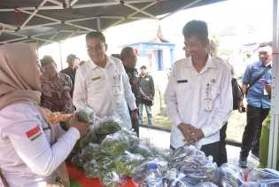 HUT ke-80 RRI, Pemkab Bengkalis Banjiri Warga dengan Pangan Murah, Sinergi Kuat Pemerintah dan Media untuk Rakyat