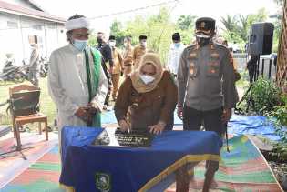 Bupati Kasmarni Resmikan Popshol Ãl Burdah Baa Khaalish 2002