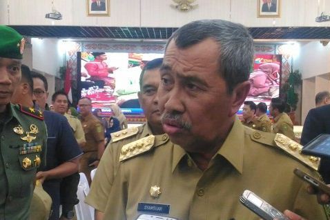 Gubri H Syamsuar Tetapkan Riau Darurat Pencemaran Udara Hingga 30 September