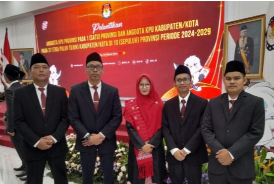 Lima Komisioner KPU Bengkalis Periode 2024-2029 Dilantik Ketua KPU RI