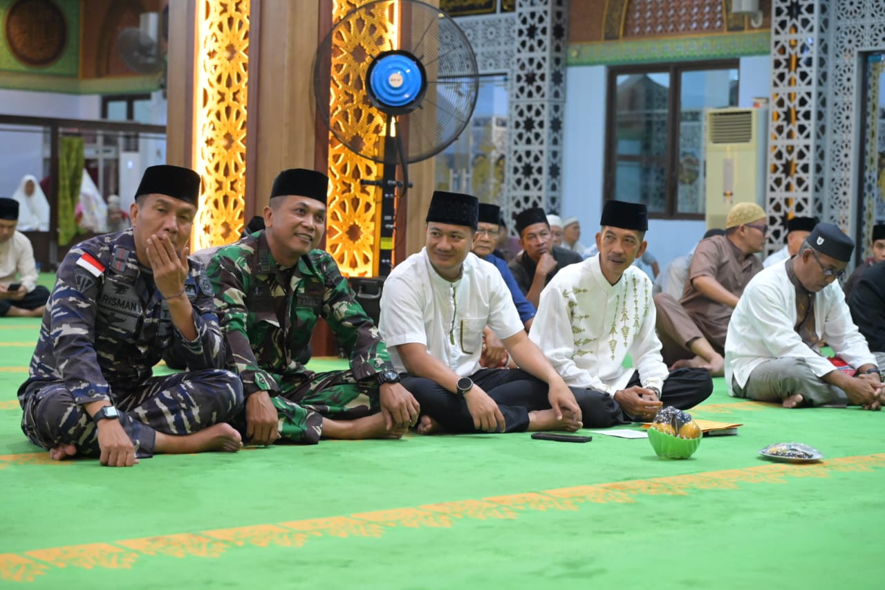 Gelar Peringatan Nuzulul Qur'an di Masjid Agung Istiqomah, Bupati Bengkalis Pinta Tingkatkan Persatuan dan Pembangunan