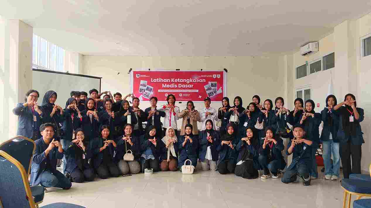 Bangun Jiwa Relawan, UKM KSR PMI Polbeng Gelar Latihan Ketangkasan Medis Dasar 2026