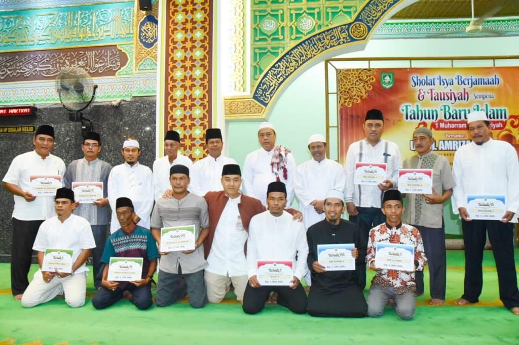1 Muharram, Pemkab Bengkalis Serahkan Hadiah Bagi Pemenang Pawai Takbir Idul Adha