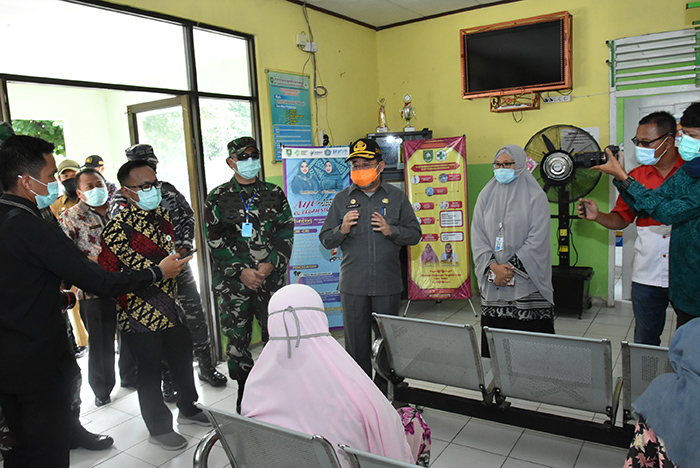 Plh Bupati Bengkalis Tinjau Posko Tim Gugus Tugas Covid-19 di Kecamatan Rupat