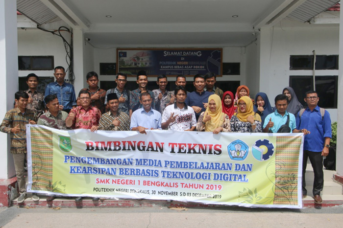 SMK Negeri 1 Bengkalis Gelar Bimtek Bersama Jurusan Teknik Informatika Polbeng