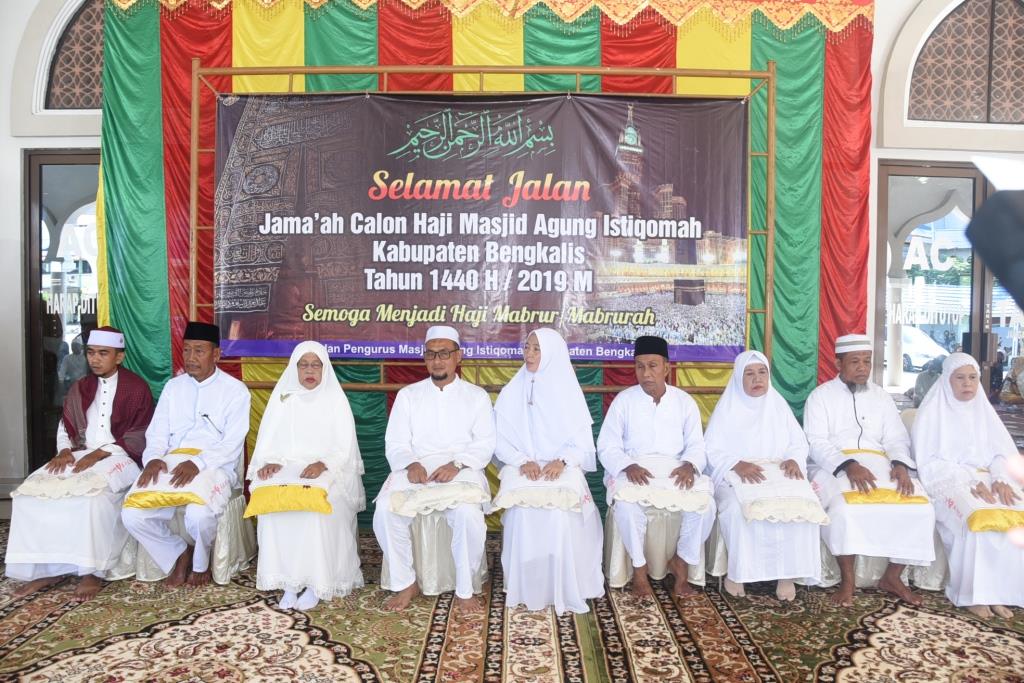 Akan Bertolak ke Tanah Suci, JCH Masjid Agung Istiqomah Bengkalis di  Tepuk Tepung Tawari