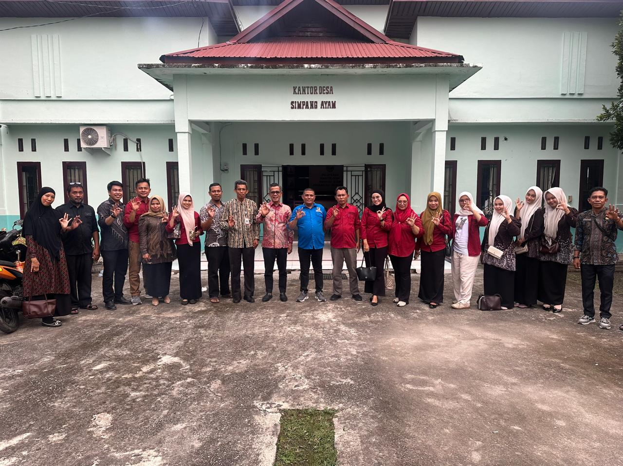Jemput Bola Adminduk di Simpang Ayam, Pemkab Bengkalis Layani Warga Tiga Desa