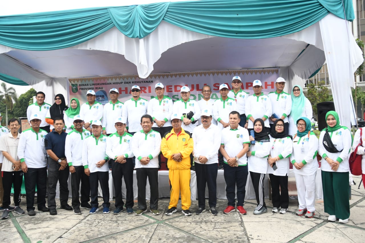 Haholongan Ikut Senam Bersama Peringati HPSN ke-14 Tingkat Provinsi Riau di Pekanbaru