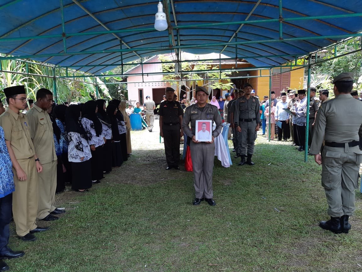 Guru Agama SMPN 7 Bengkalis Wafat, Bupati Amril Mukminin Turut Berdukacita