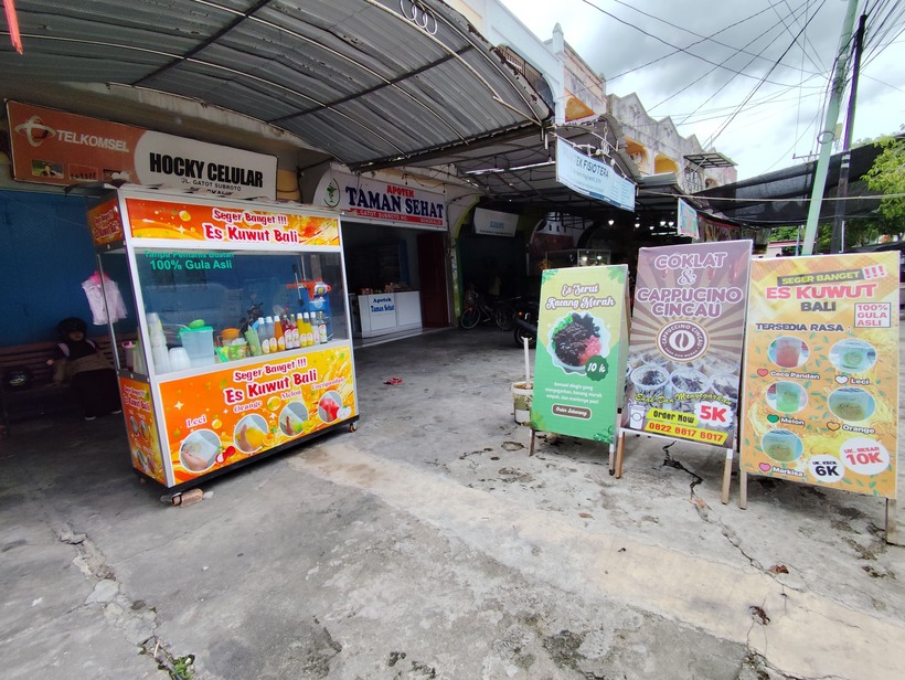 Es Kuwut Bali Bengkalis: Seteguk Kesegaran Pulau Dewata di Jantung Negeri Junjungan