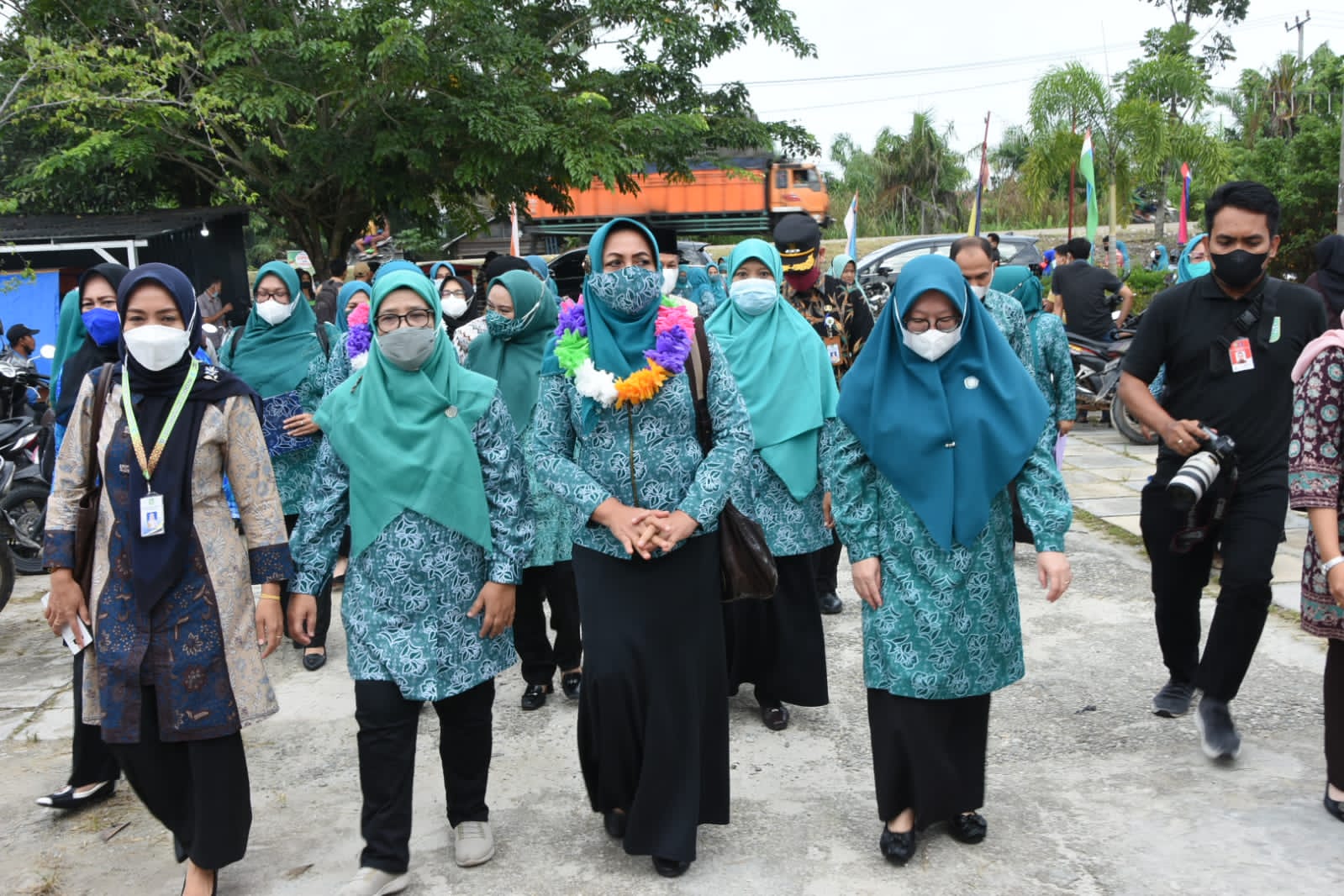 Siti Aisyah Dampingi Ketua TP PKK Provinsi Riau
