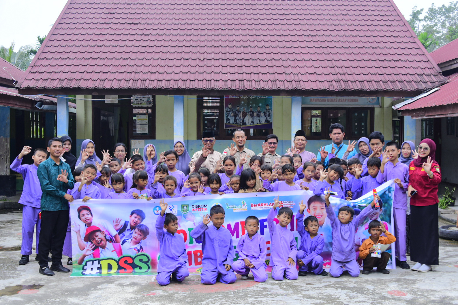 https://diskominfotik.bengkaliskab.go.id/asset/berita/original/41954974986-img_2974.jpeg