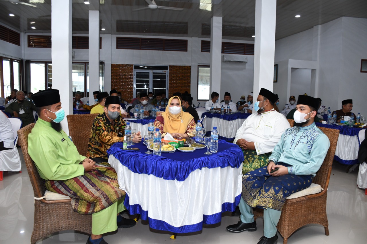 Bupati Kasmarni Gandeng Mubaligh Sampaikan Visi Misi Kepada Masyarakat