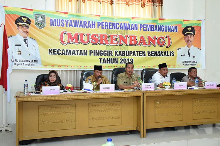 https://diskominfotik.bengkaliskab.go.id/asset/berita/original/42363426648-musrenbangpinggir.jpg