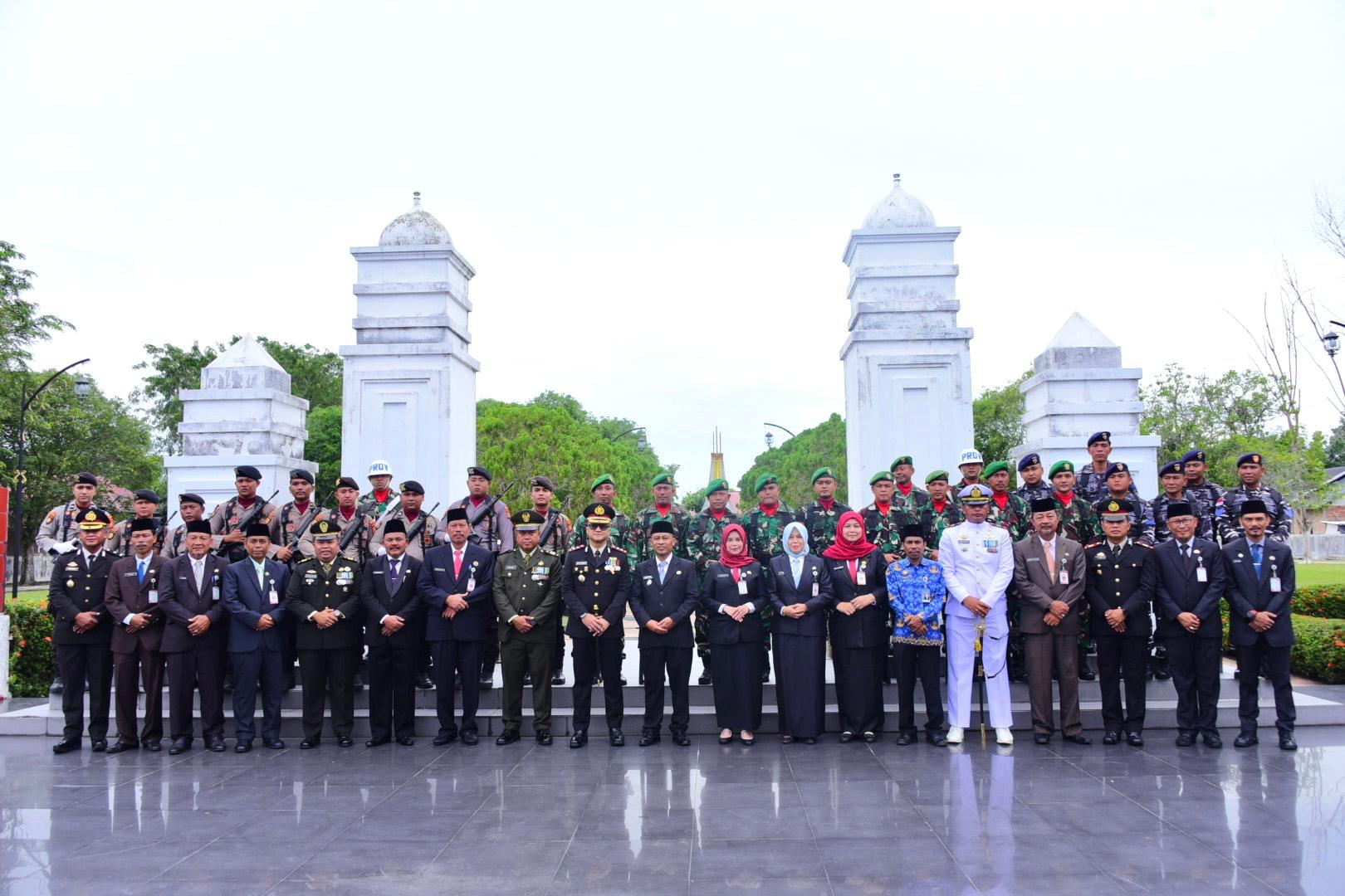 Nilai Kepahlawanan Diperingati Lewat Ziarah, Pemkab Bengkalis Beri Penghormatan kepada Pejuang