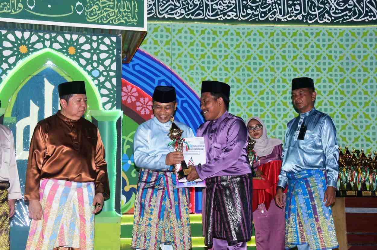 M. Firdaus Utusan Bantan sebagai Qori Terbaik, Pada MTQ ke-50 Kab. Bengkalis, Wabup Ucap Selamat dan Tahniah