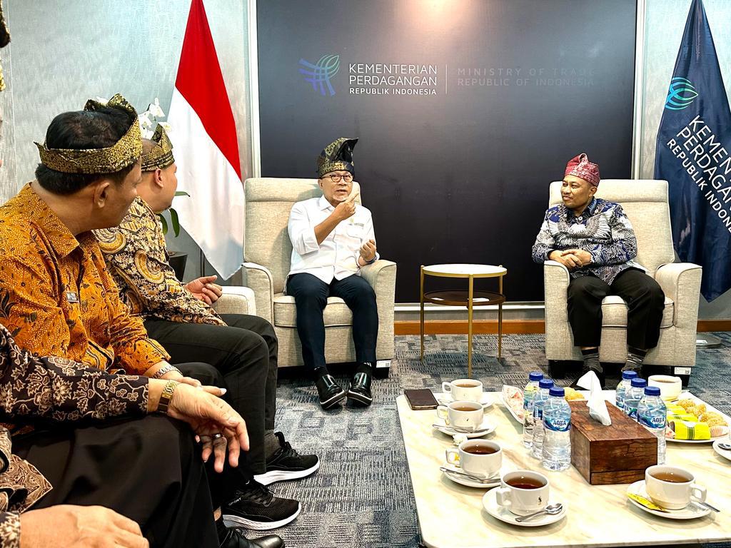 Pedagang Bakso Riau Jadi Tamu Istimewa Menteri Zulkifli Hasan, Bagus Santoso: Putaran Duit Pedagang Bakso Capai Rp 15 Milyar Perhari