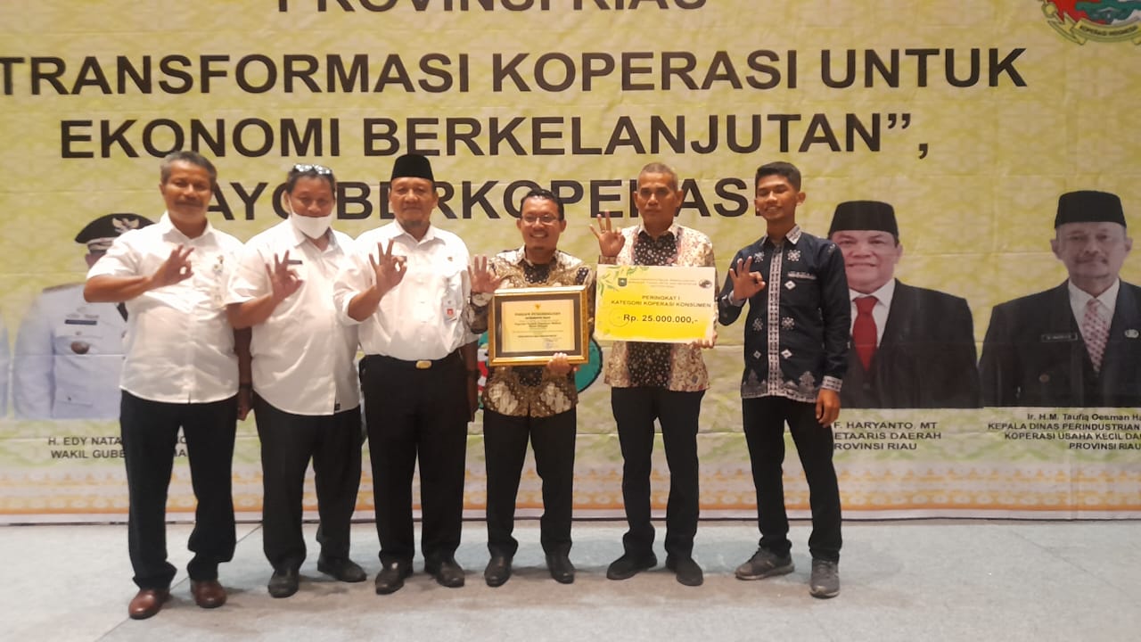Pemkab Bengkalis Apresiasi Koperasi Ponpes Nurul Hidayah, Peringkat I Koperasi Berprestasi Jenis Konsumen di Riau