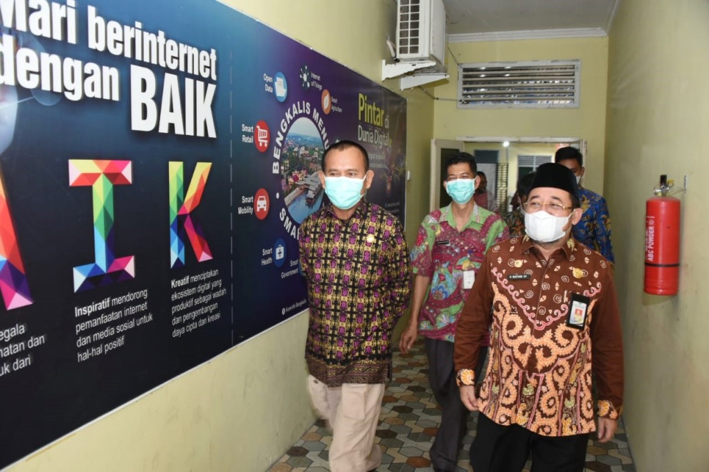 https://diskominfotik.bengkaliskab.go.id/asset/berita/original/53308910463-siap-siap_bagi_pemdes,_penyaluran_dana_desa_gunakan_formulasi_baru.jpg
