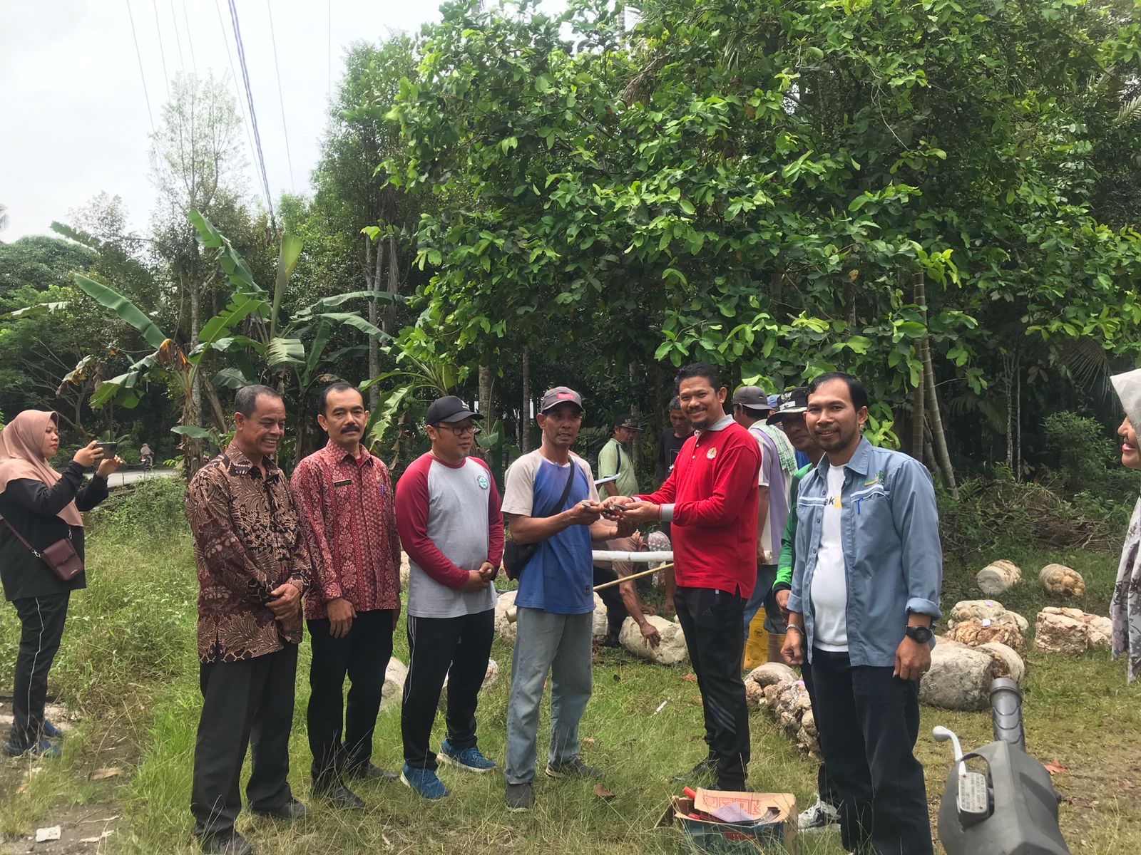 Tingkatkan Kesejahteraan Perkebunan Karet di Kabupaten Bengkalis, Inovasi “Perkebunan Jempol” Hadir di Desa Jangkang
