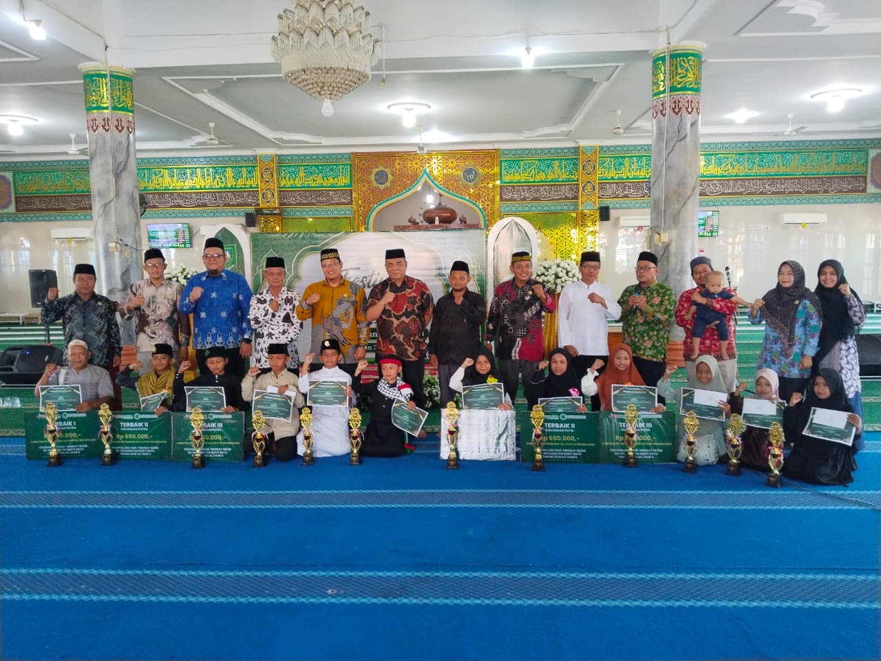 https://diskominfotik.bengkaliskab.go.id/asset/berita/original/5850374184-9033cc3a-91ff-40b0-9932-27d2a7673306.jpeg