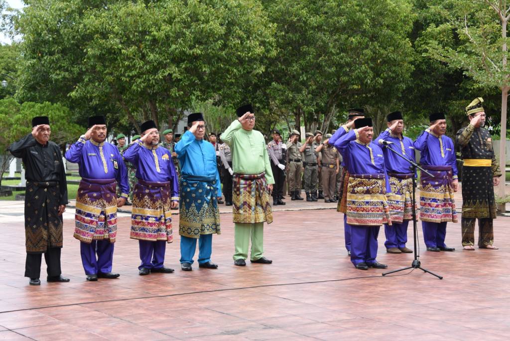 Bupati Pimpin Ziarah Makam Pahlawan