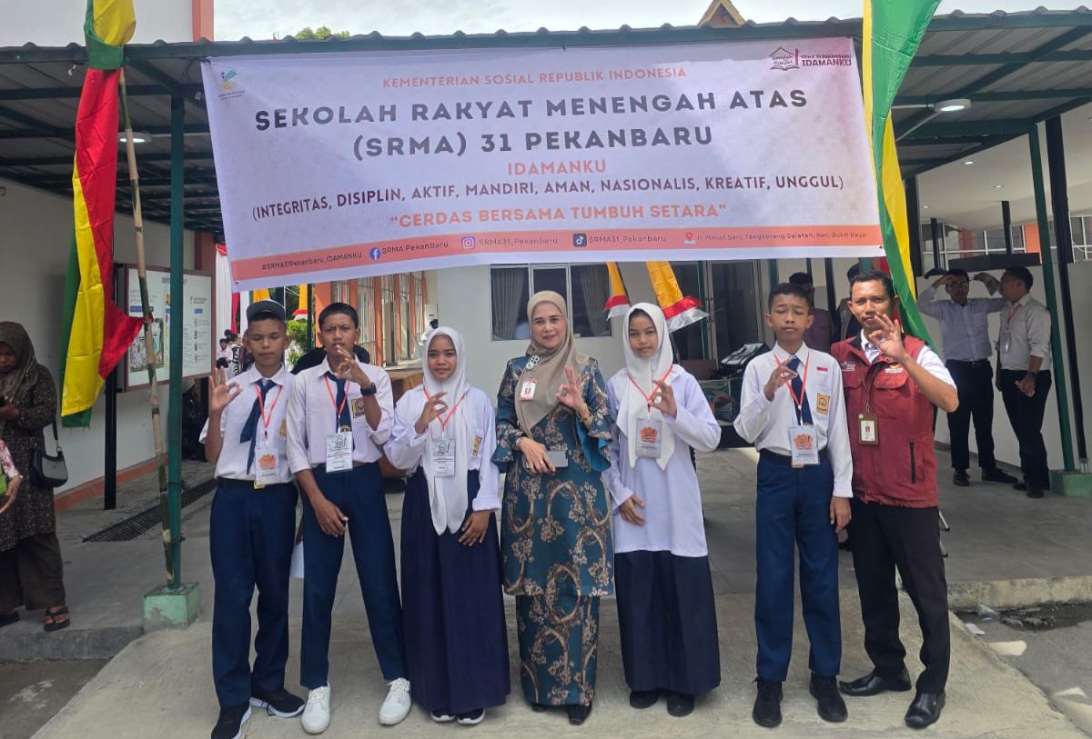 https://diskominfotik.bengkaliskab.go.id/asset/berita/original/59726504895-59c326a8-2421-414f-8eea-02e0bd03544f.jpeg
