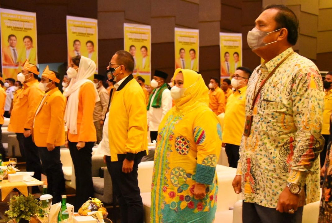 Bupati Kasmarni Hadiri Pelantikan DPD dan DPC Ormas MKGR Se-Provinsi Riau