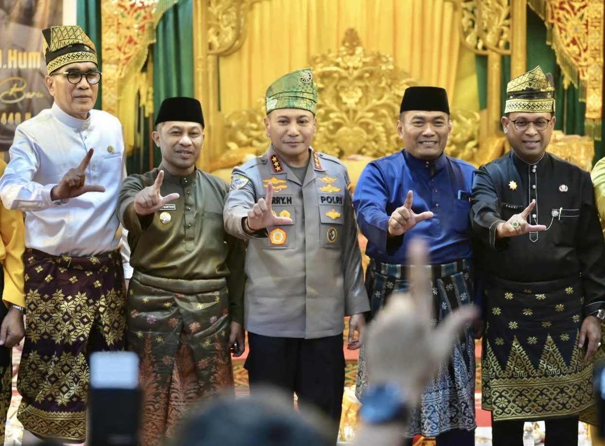 https://diskominfotik.bengkaliskab.go.id/asset/berita/original/66275356640-bagussantoso.jpeg