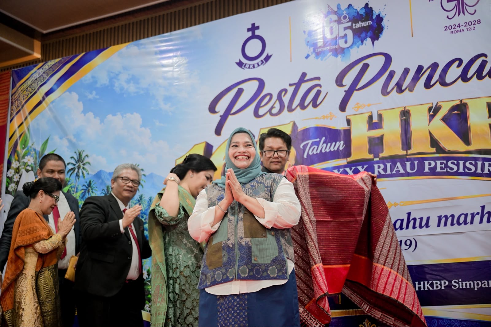 https://diskominfotik.bengkaliskab.go.id/asset/berita/original/66880555163-44843110859_1fb9acb1-3daf-485f-aeb3-5c9690b939f6.jpeg